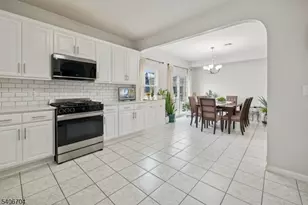 111 Todd Pl, Linden, NJ 07036 - Photo 6