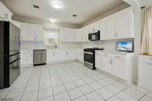 111 Todd Pl, Linden, NJ 07036 - Photo 8