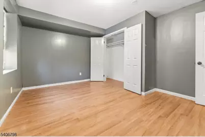 721 S 19th St, Newark, NJ 07103 - Photo 18