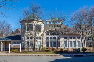 818 Kensington Ln, Livingston, NJ 07039 - Photo 30