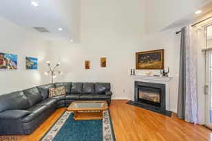 818 Kensington Ln, Livingston, NJ 07039 - Photo 14