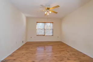 29 Amberly Ct, Franklin Township, NJ 08823 - Photo 18