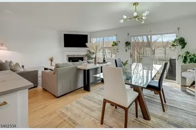 24 Hickory Way, Mount Arlington, NJ 07856 - Photo 8