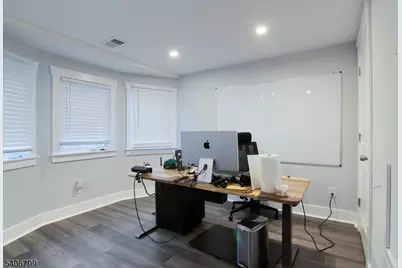 113 Sanford St, East Orange, NJ 07018 - Photo 10