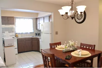 538 Andria Ave #287, Hillsborough Township, NJ 08844 - Photo 6