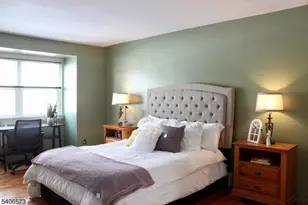 538 Andria Ave, Hillsborough Township, NJ 08844 - Photo 10