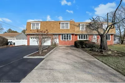 4 Highfield Ct, Wayne, NJ 07470 - Photo 1