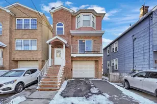 952 Flora St, Elizabeth, NJ 07201 - Photo 1