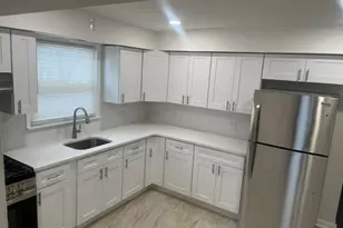 1762 E 2nd St, Scotch Plains Township, NJ 07076 - Photo 4