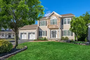 138 Aspen Ct, Jefferson Township, NJ 07849 - Photo 1
