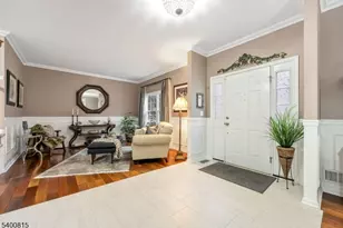 138 Aspen Ct, Jefferson Township, NJ 07849 - Photo 6