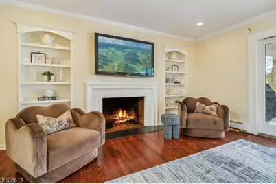 10 Edwards Pl, Millburn, NJ 07078 - Photo 6