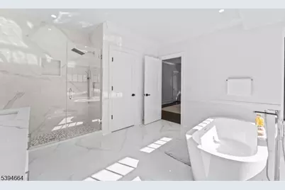 330 Hartshorn Dr, Millburn Twp., NJ 07078 - Photo 20