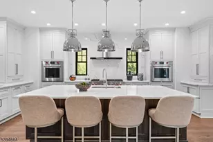 330 Hartshorn Dr, Millburn Twp., NJ 07078 - Photo 10