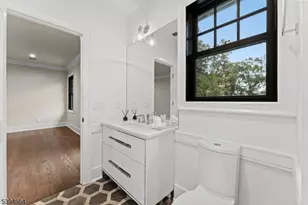 330 Hartshorn Dr, Millburn Twp., NJ 07078 - Photo 32