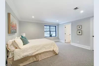 330 Hartshorn Dr, Millburn Twp., NJ 07078 - Photo 44