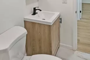 344 Maplewood Ave, Clifton, NJ 07013 - Photo 16