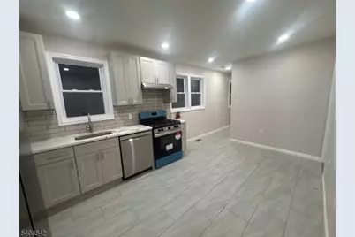 515 W End Ave, Elizabeth, NJ 07202 - Photo 6