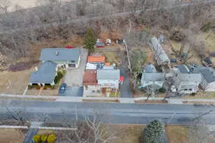 419 Olive St, Branchburg Township, NJ 08853 - Photo 2