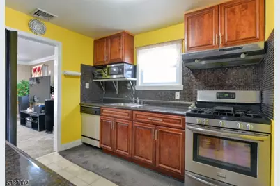 190 Malone Ave, Belleville, NJ 07109 - Photo 14