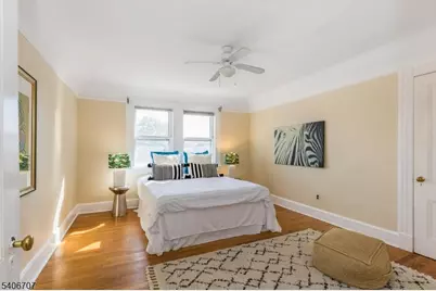 11 Mountainview Pl #2, Montclair, NJ 07042 - Photo 6