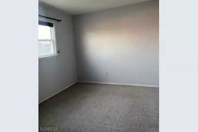 21 Main St, Linden, NJ 07036 - Photo 16