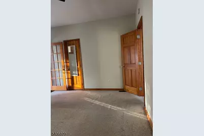 21 Main St, Linden, NJ 07036 - Photo 14