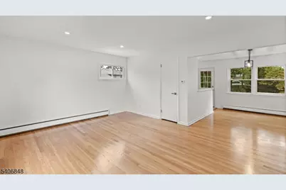 12 Stanchak Ct #2, Clifton, NJ 07014 - Photo 6