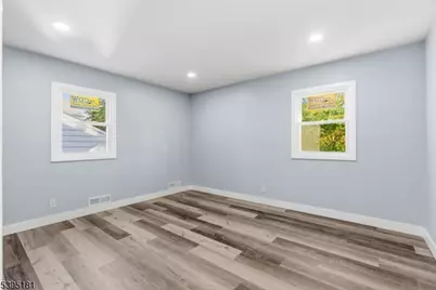 1707 Burnet Ave, Union Township, NJ 07083 - Photo 10