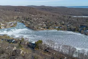 347 High Crest Dr, West Milford, NJ 07480 - Photo 10