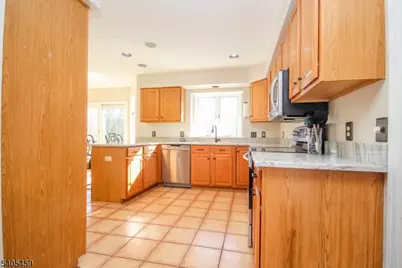 6 Meadow Lake Dr, Hardwick Township, NJ 07825 - Photo 10