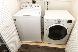 435 Van Houten Ave, Passaic, NJ 07055 - Photo 16