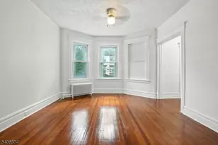 97 Hopkins Pl, Irvington, NJ 07111 - Photo 4