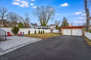 15 Belle Terre Rd, West Orange Township, NJ 07052 - Photo 22