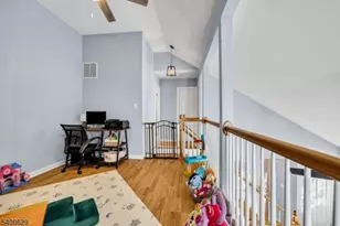 107 Bluebird Dr, Hillsborough Township, NJ 08844 - Photo 16