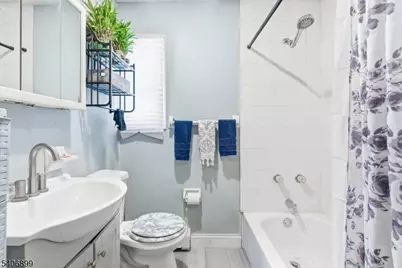 65 Cambridge St, East Orange, NJ 07018 - Photo 10