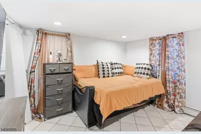 65 Cambridge St, East Orange, NJ 07018 - Photo 6