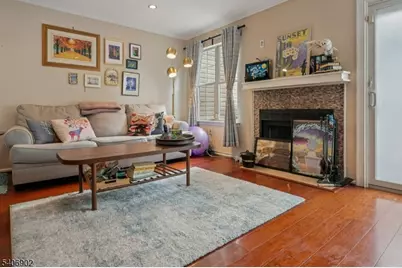 10 Depalma Ct, Franklin Township, NJ 08873 - Photo 4