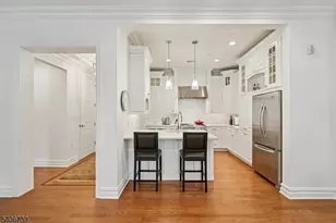 14 Euclid Ave, Summit, NJ 07901 - Photo 8