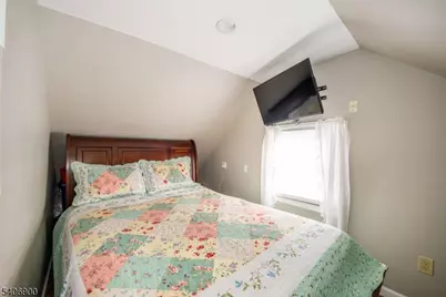 168 Clay St, Hackensack, NJ 07601 - Photo 18