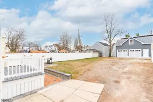 328 Hawthorne St, Orange, NJ 07050 - Photo 26