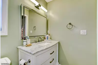 86 Burnside Pl, Wanaque, NJ 07420 - Photo 30
