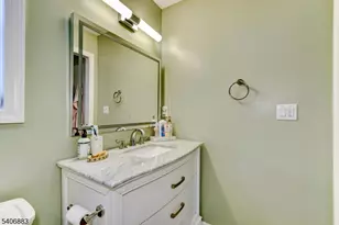 86 Burnside Pl, Wanaque, NJ 07420 - Photo 30