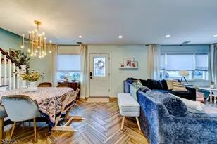 86 Burnside Pl, Wanaque, NJ 07420 - Photo 6