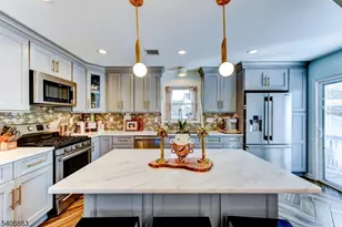 86 Burnside Pl, Wanaque, NJ 07420 - Photo 18