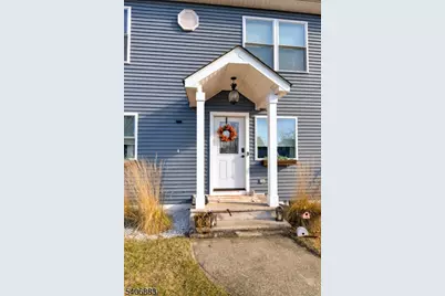 86 Burnside Pl, Wanaque, NJ 07420 - Photo 4