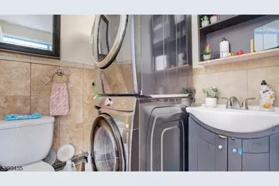 836 Livingston Rd, Elizabeth, NJ 07208 - Photo 14