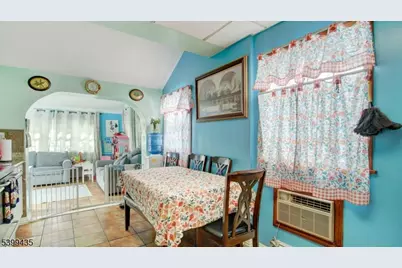 836 Livingston Rd, Elizabeth, NJ 07208 - Photo 10