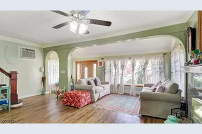 836 Livingston Rd, Elizabeth, NJ 07208 - Photo 8