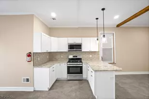 16 Sayre St, Elizabeth, NJ 07208 - Photo 8